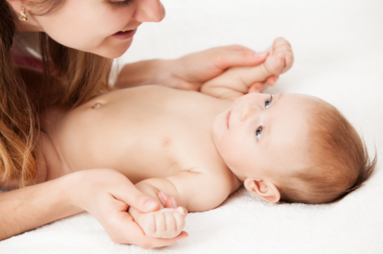 JAk pielęgnować pępek noworodka?