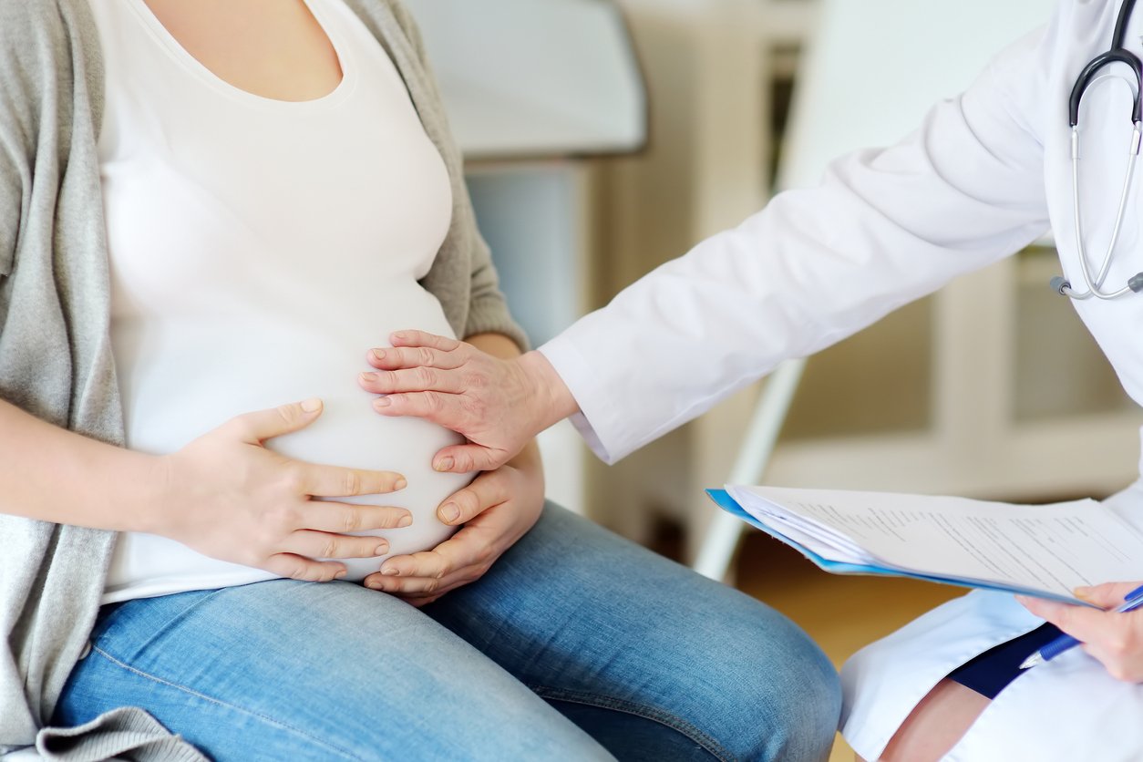 Łożysko przodujące, a łożysko na przedniej ścianie macicy – jakie są różnice i co oznaczają dla ciąży?